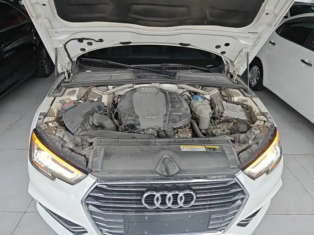 Audi A4L 2019 — фото 20