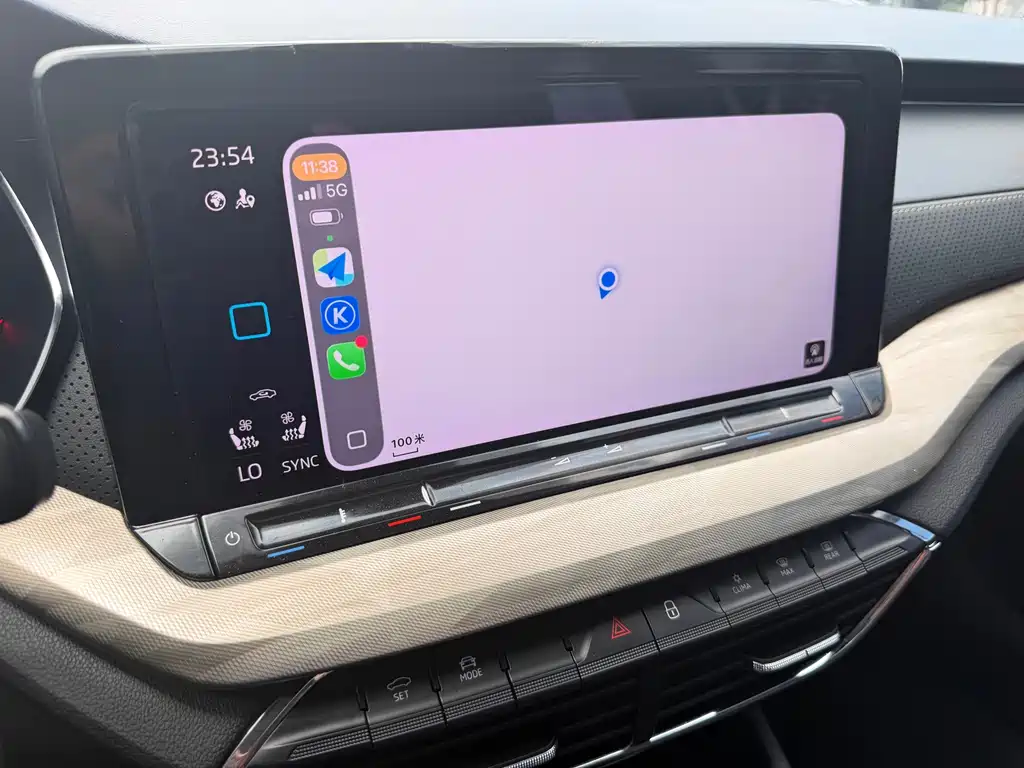 Skoda Octavia 2022 — фото 18