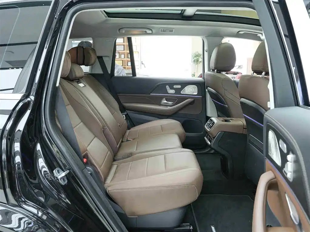 Mercedes-Benz GLS 2024 — фото 13