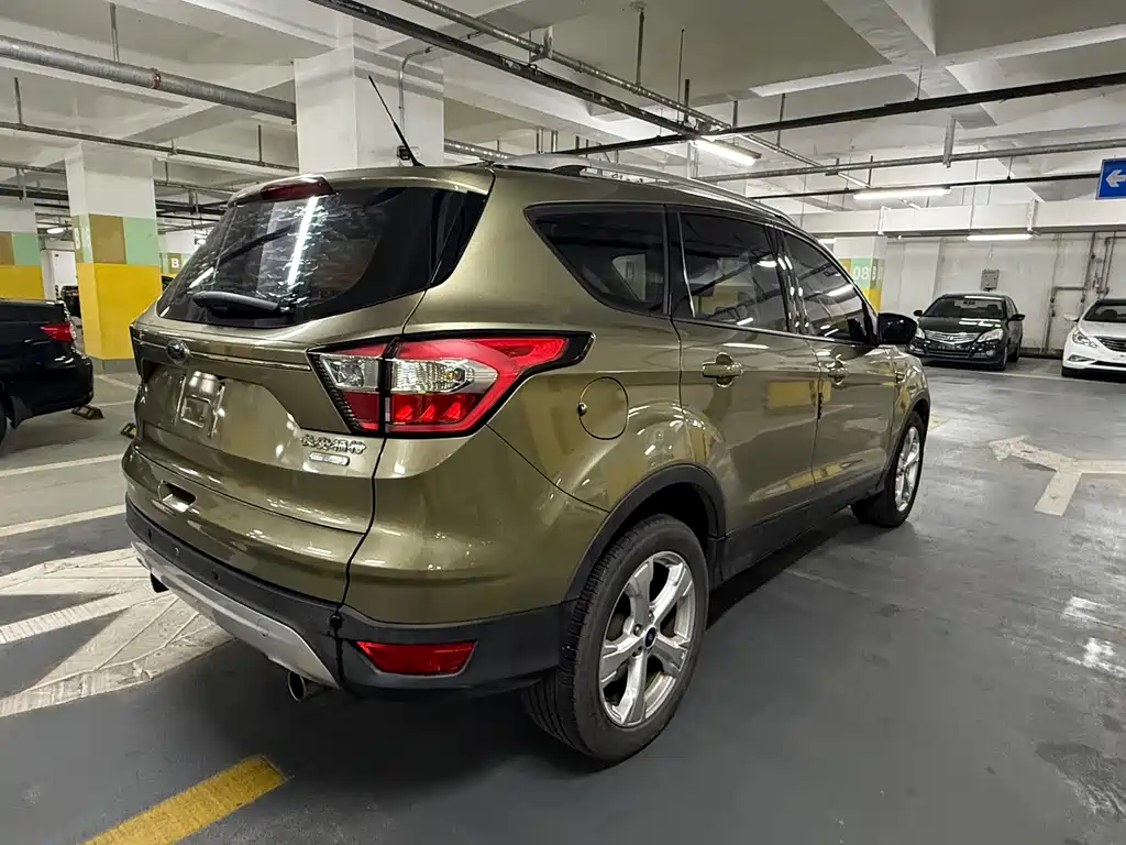 Ford Kuga 2017 — фото 4
