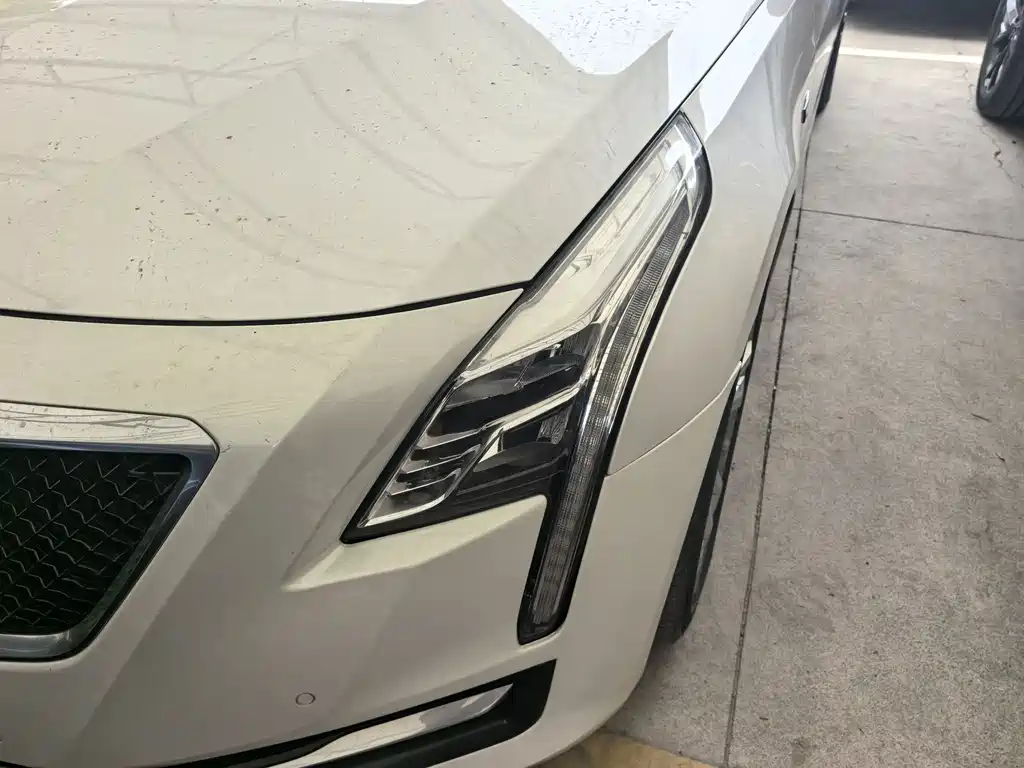 Cadillac CT6 2017 — фото 2