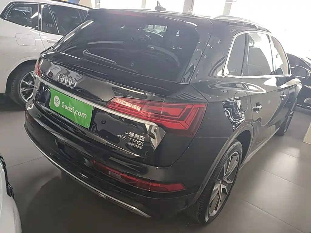 Audi Q5L 2023