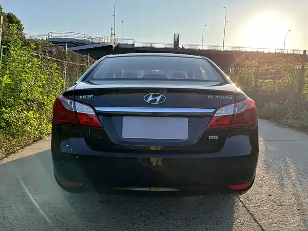 Hyundai Yuedong 2014