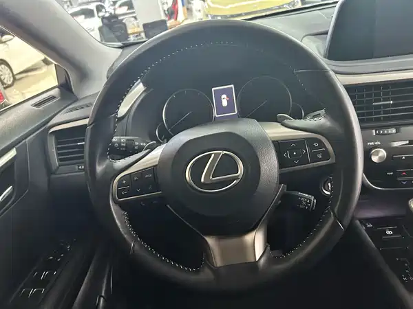 Lexus RX 2021
