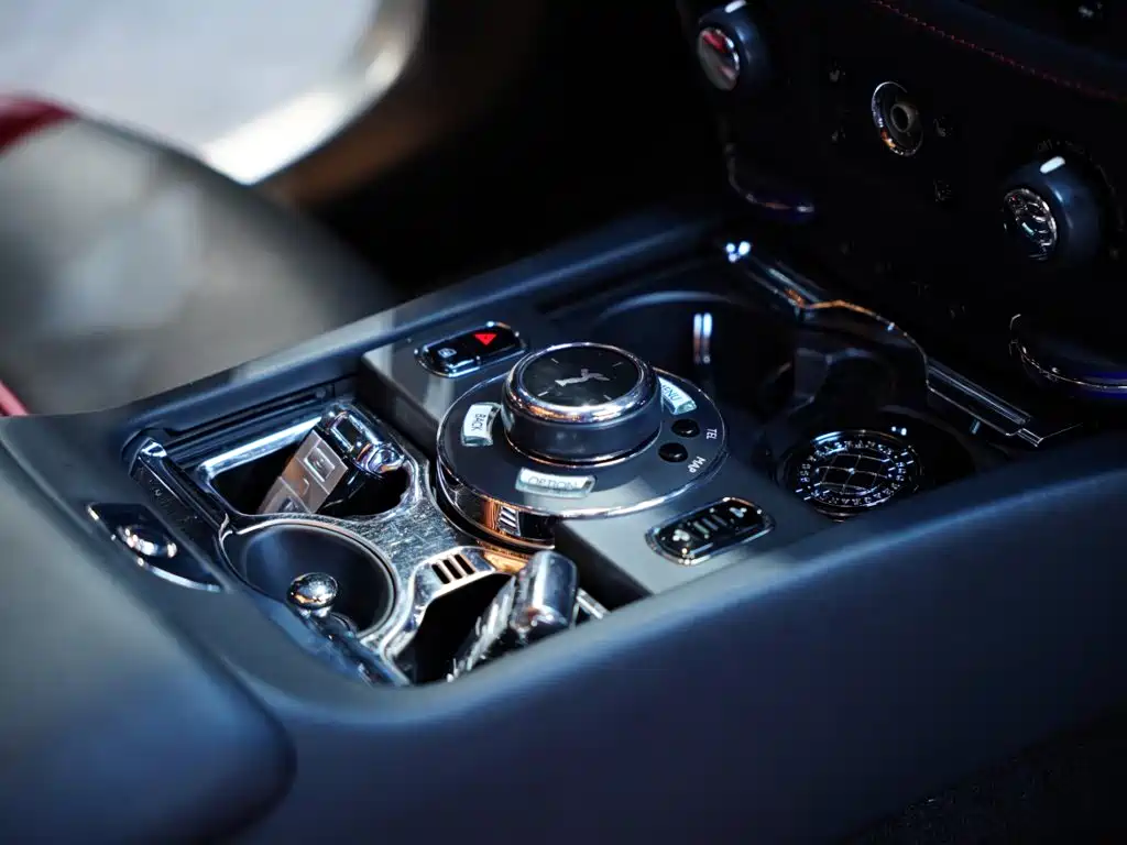 Rolls-Royce Phantom 2014 — фото 34