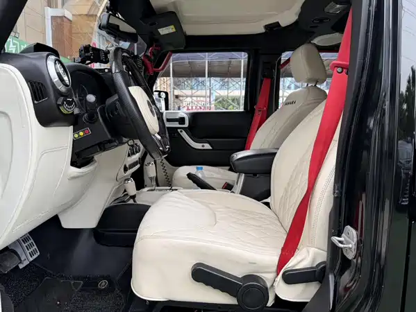 Jeep Wrangler 2013