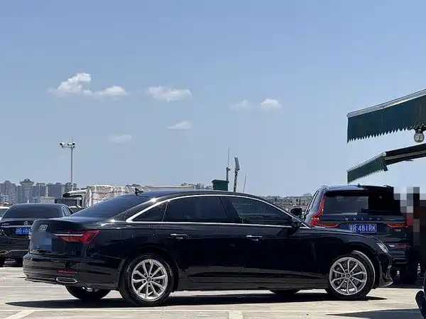Audi A6L 2021