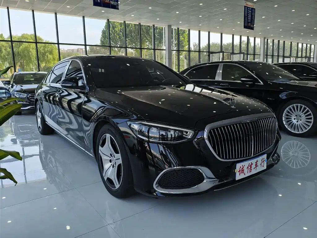 Mercedes-Benz Maybach S-Class 2024