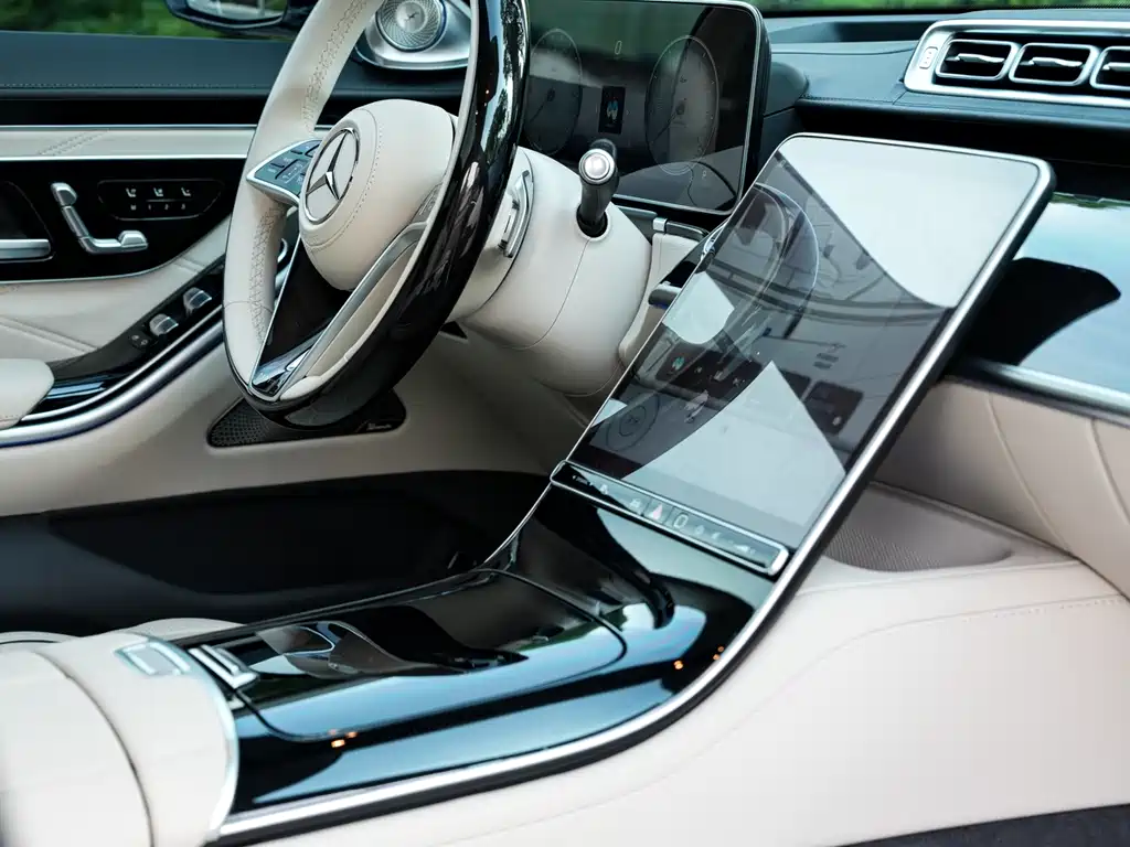 Mercedes-Benz S-Class 2024 — фото 12