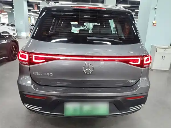 Mercedes-Benz EQB 2023