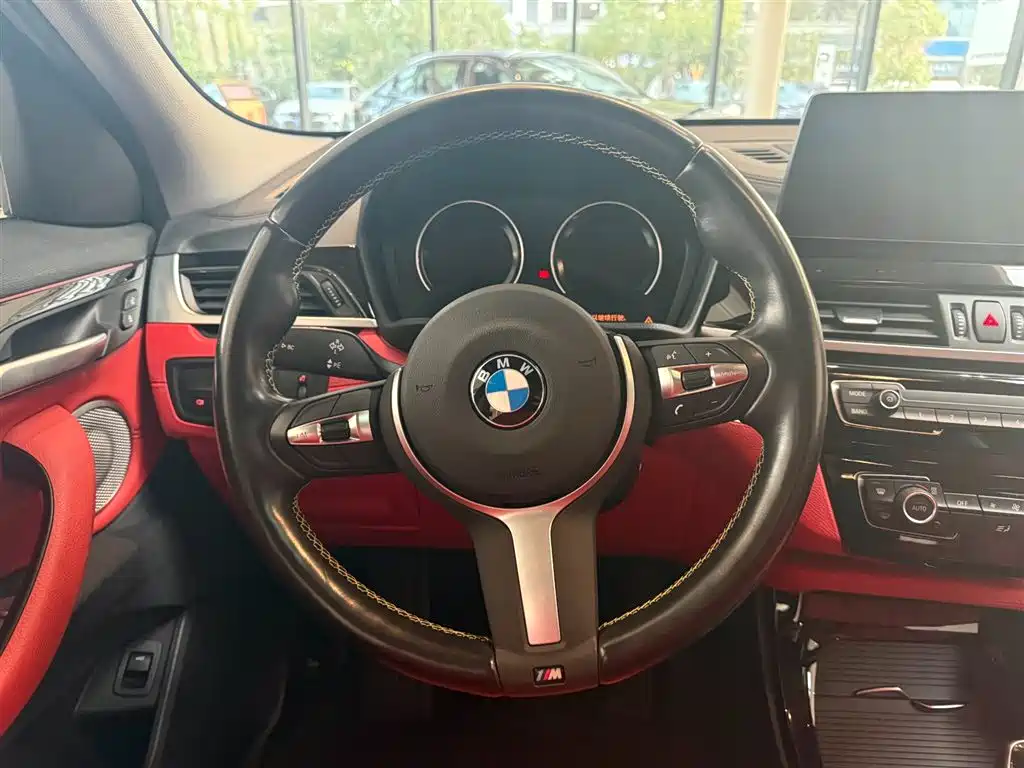 BMW X2 2024 — фото 4