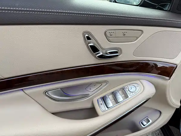 Mercedes-Benz S-Class 2013
