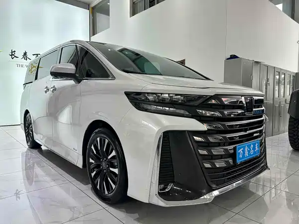 Toyota Vellfire 2024