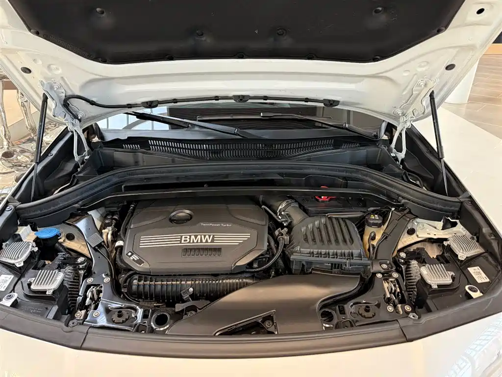 BMW X2 2024 — фото 14