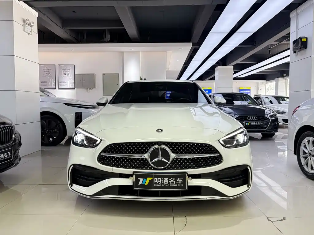 Mercedes-Benz C-Class 2023 — фото 2