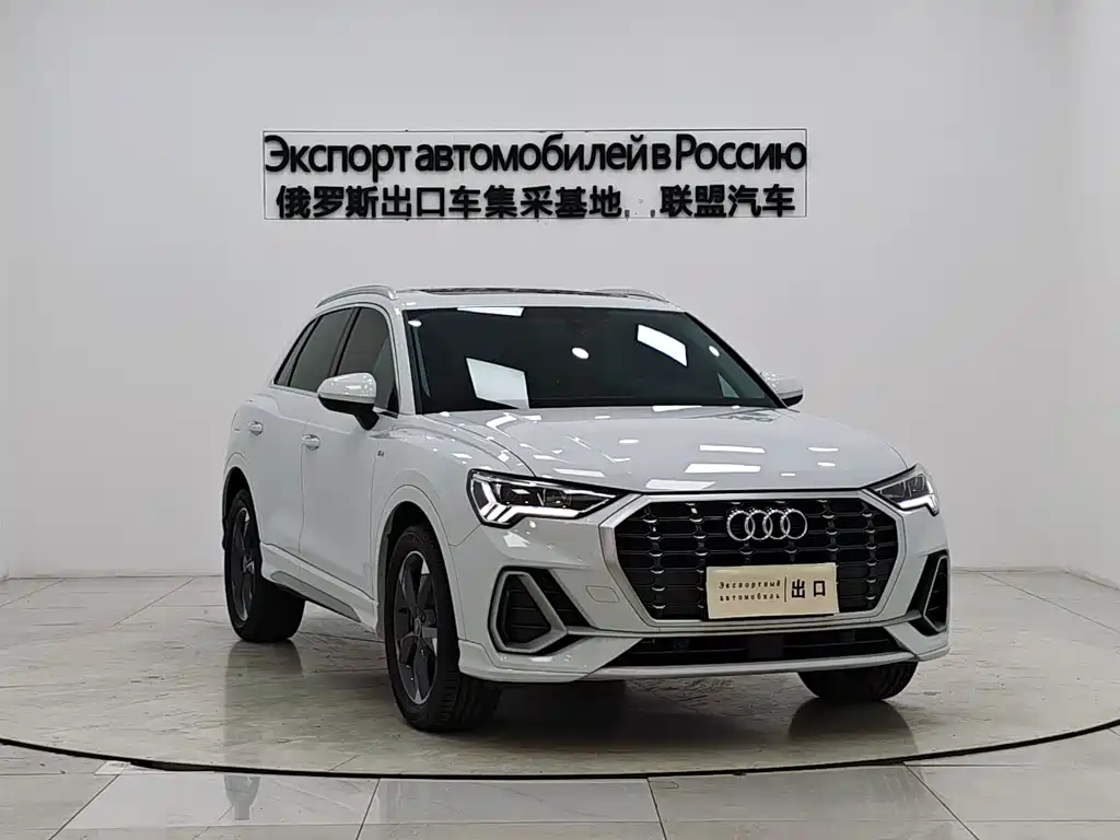 Audi Q3 2023 — фото 3