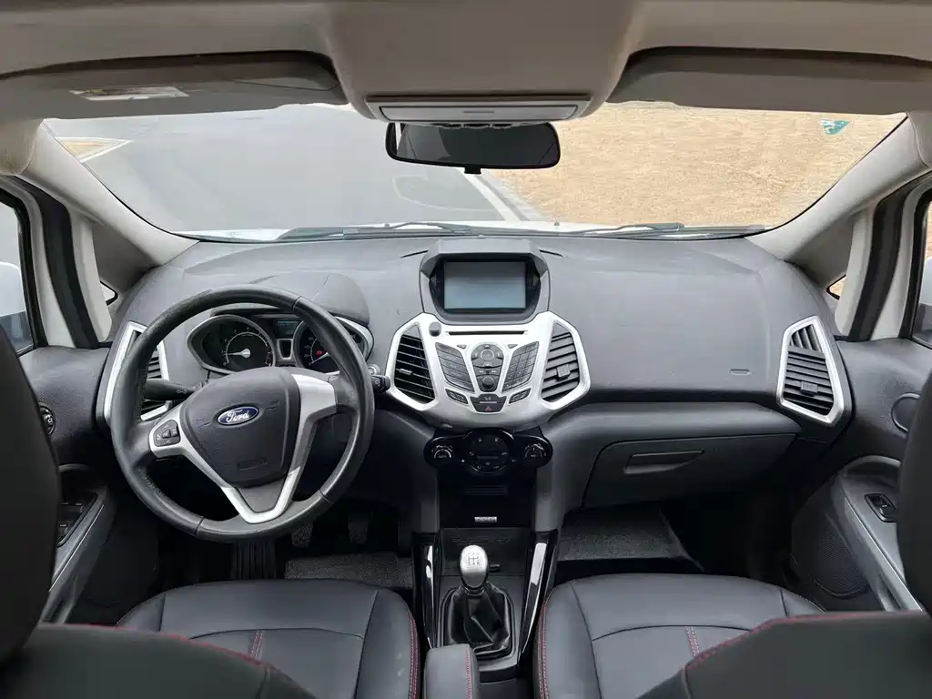 Ford Ecosport 2014 — фото 6