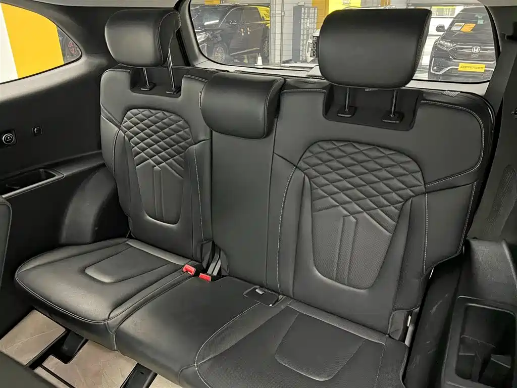 Hyundai Custo 2022 — фото 15