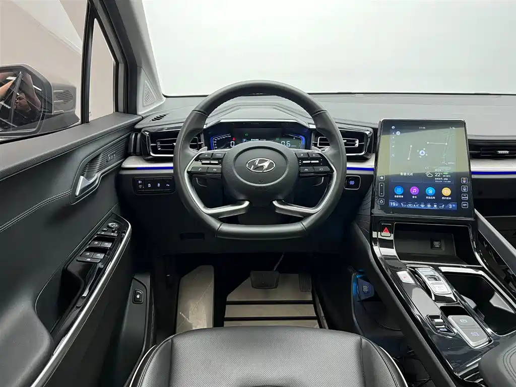 Hyundai Custo 2022 — фото 19