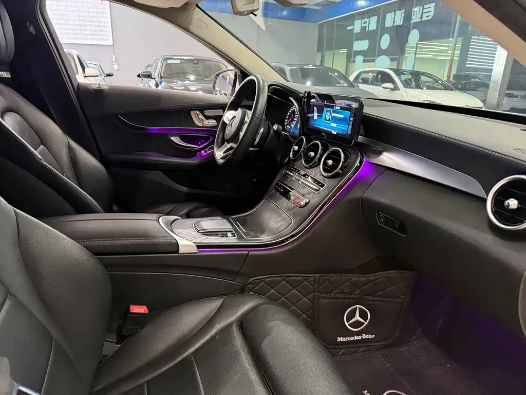 Mercedes-Benz C-Class 2020 — фото 9