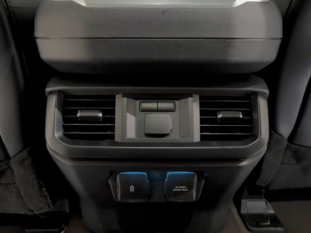 Ford F-150 Raptor 2023 — фото 15