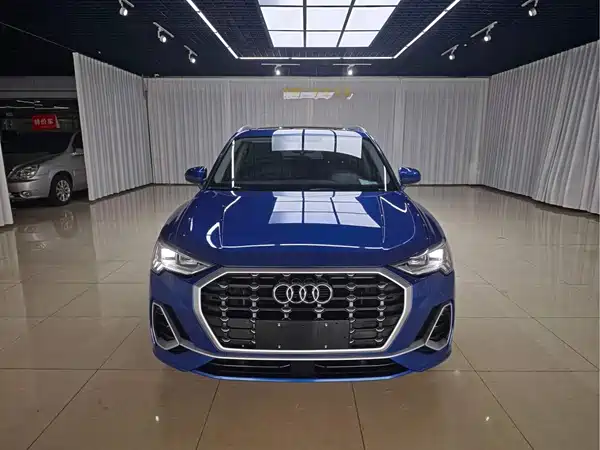 Audi Q3 2021