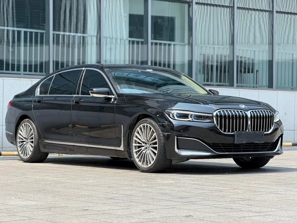 BMW 7 Series 2021 — фото 4