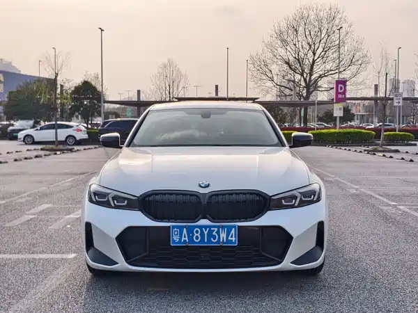 BMW 3 Series 2024