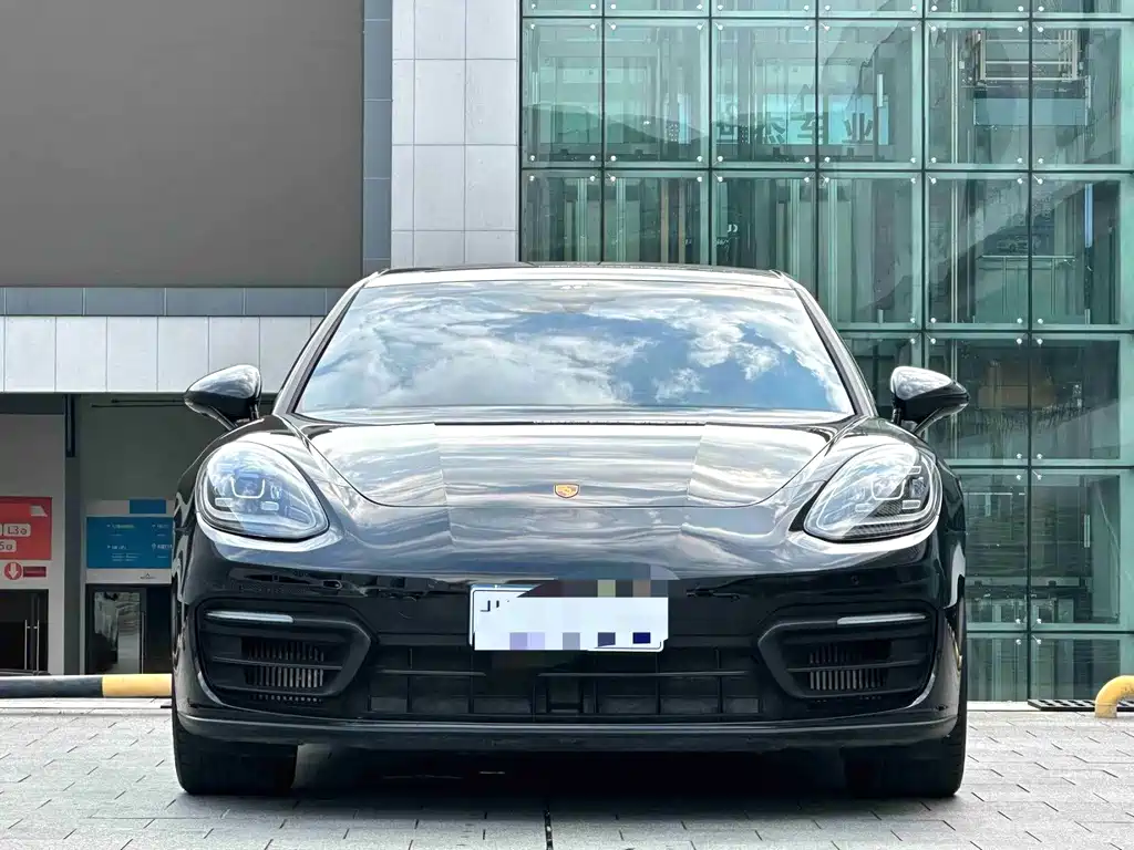 Porsche Panamera 2023 — фото 2