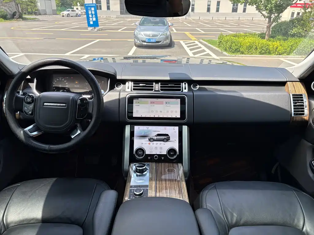 Land Rover Range Rover 2019 — фото 11