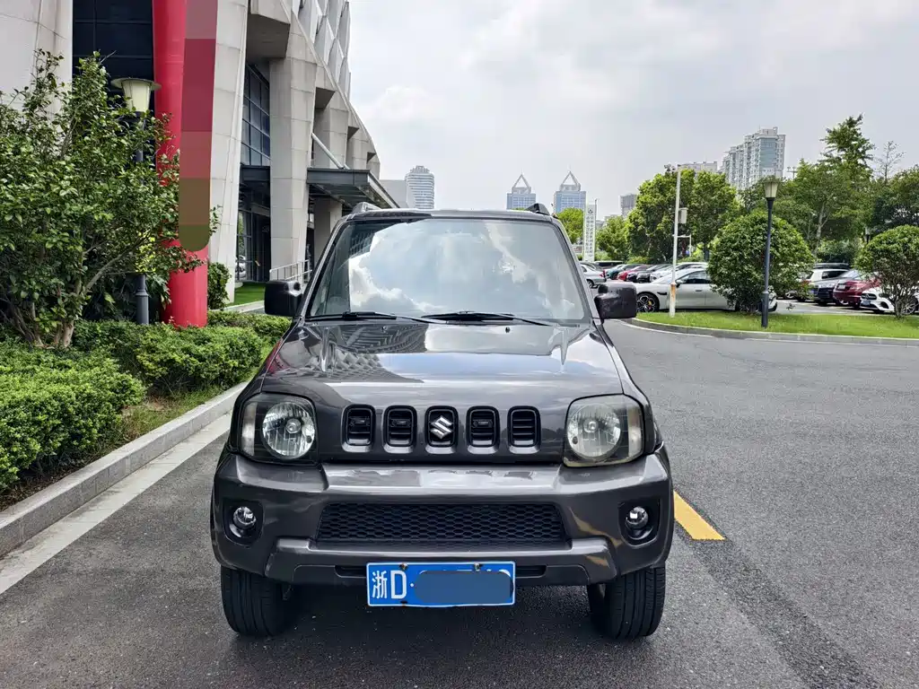 Suzuki Jimny 2011 — фото 2