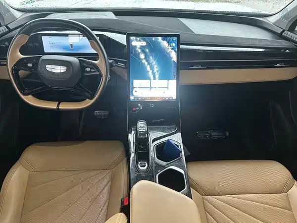 Geely Boyue L 2023