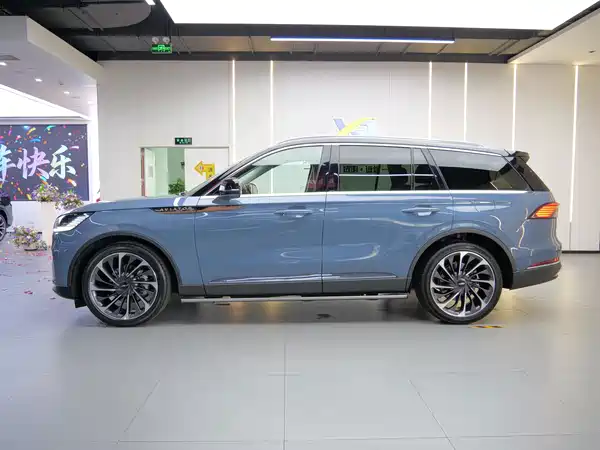 Lincoln Aviator 2024