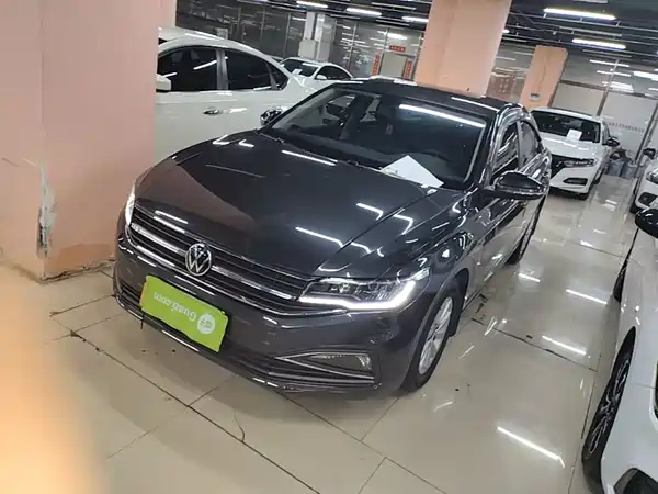 Volkswagen Bora 2021