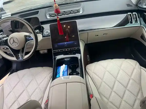 Mercedes-Benz Maybach S-Class 2023