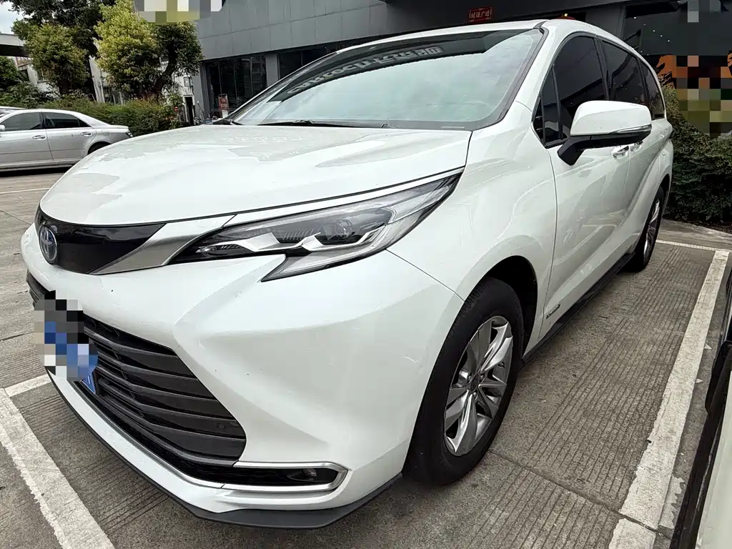 Toyota Sienna 2022