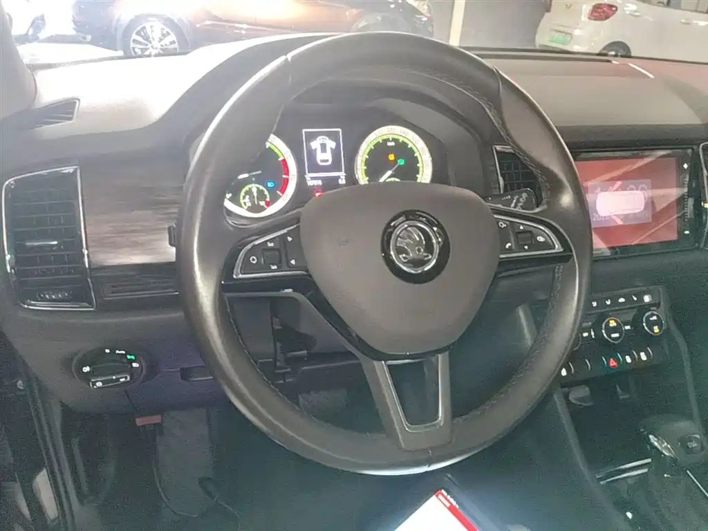 Skoda Kodiaq 2018 — фото 11