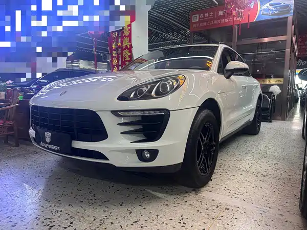 Porsche Macan 2015