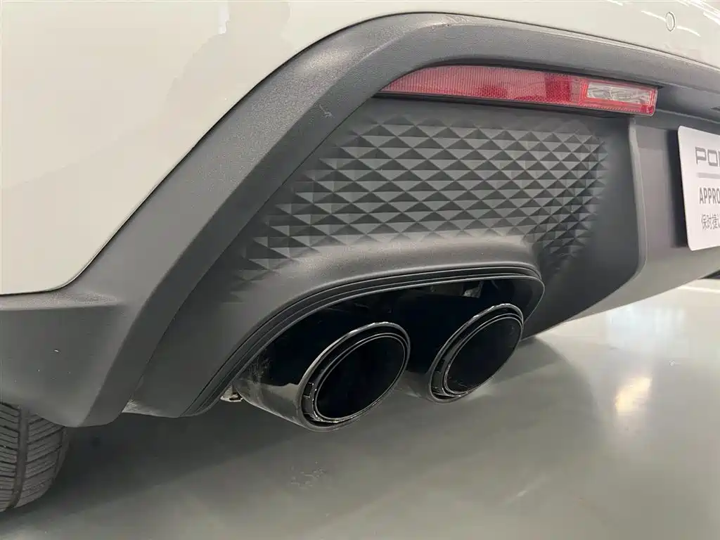 Porsche Macan 2023 — фото 16