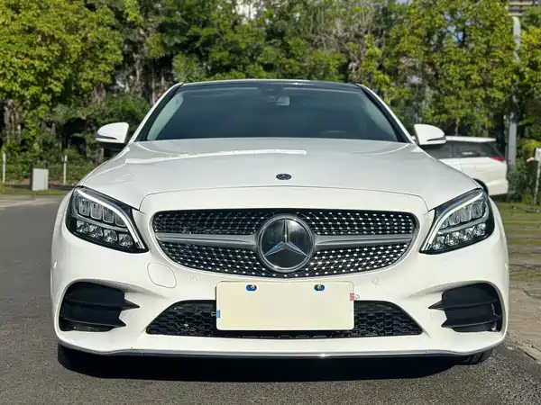 Mercedes-Benz C-Class 2020