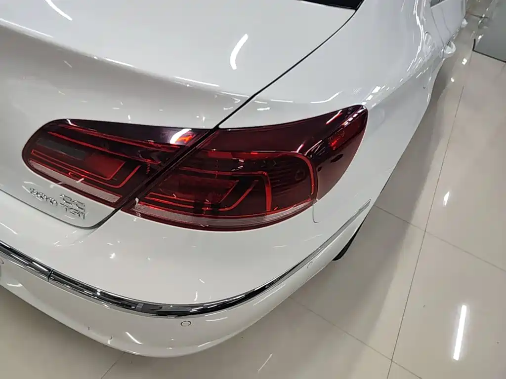 Volkswagen CC 2017 — фото 8