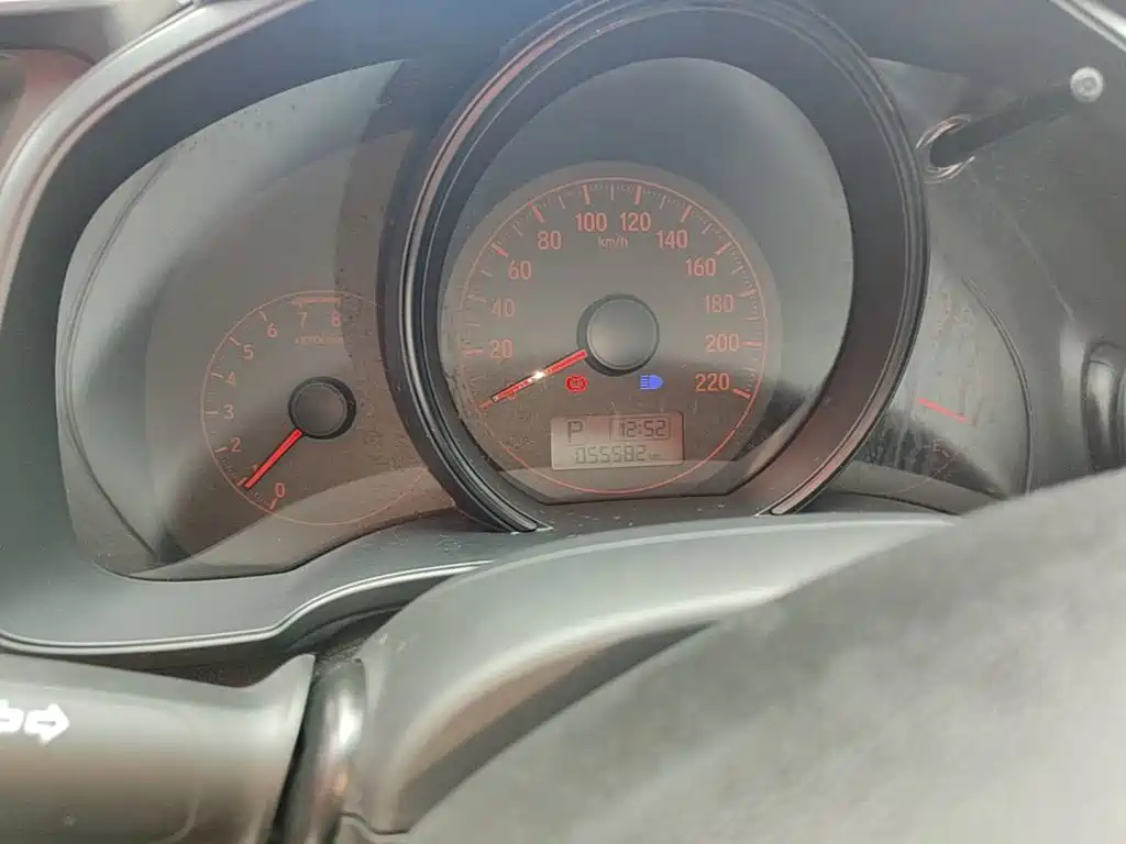 Honda Fit 2015 — фото 12