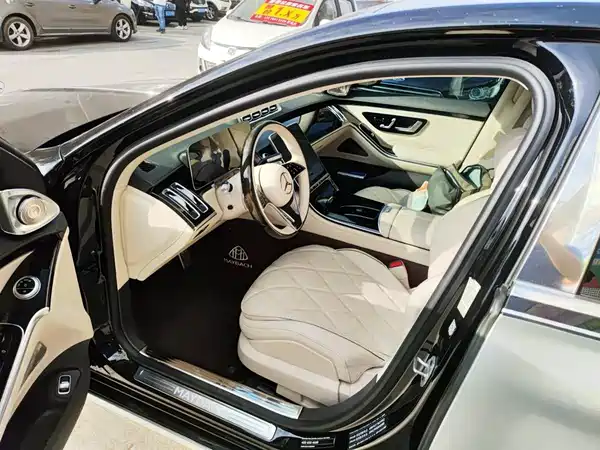 Mercedes-Benz Maybach S-Class 2023