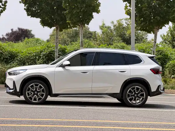 BMW X1 2025