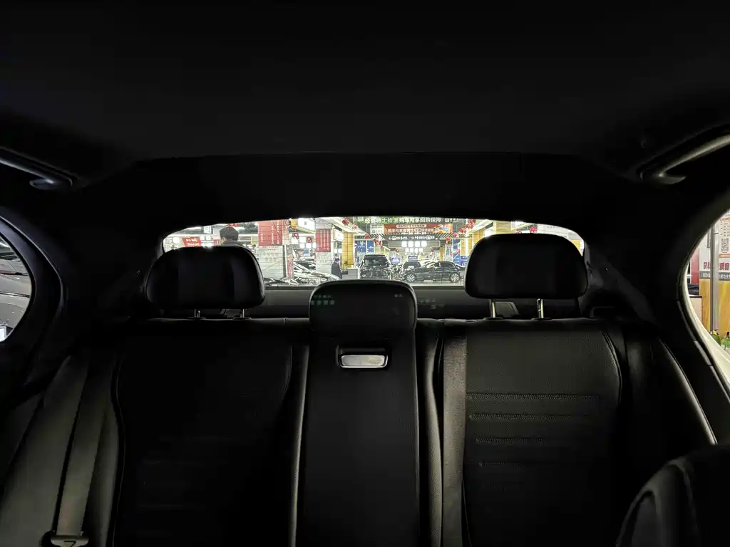 Mercedes-Benz C-Class 2022 — фото 12