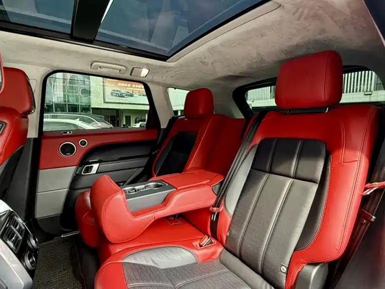 Land Rover Range Rover Sport 2018 — фото 20