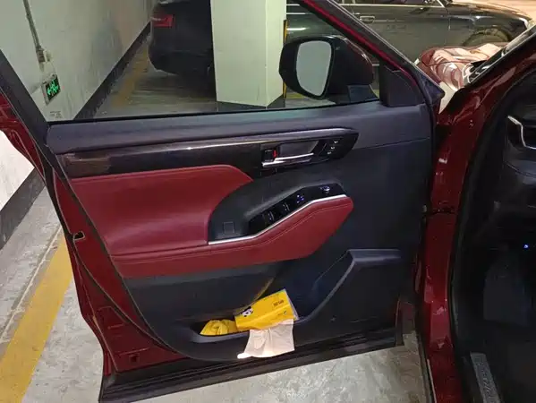 Toyota Crown Kluger 2021