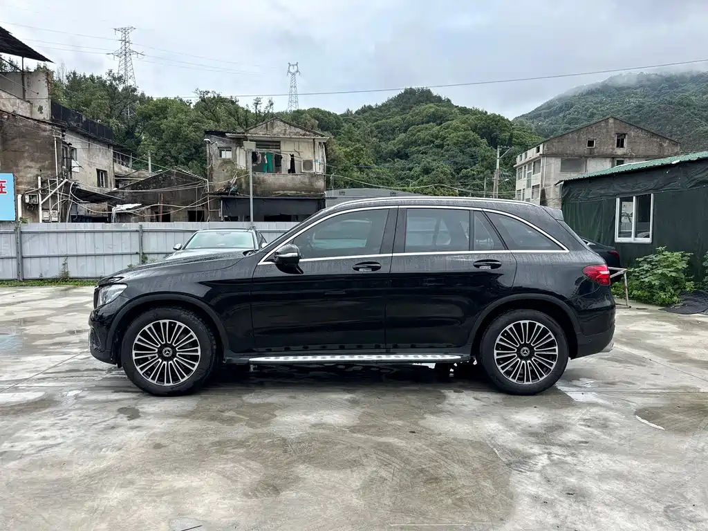 Mercedes-Benz GLC 2018 — фото 2