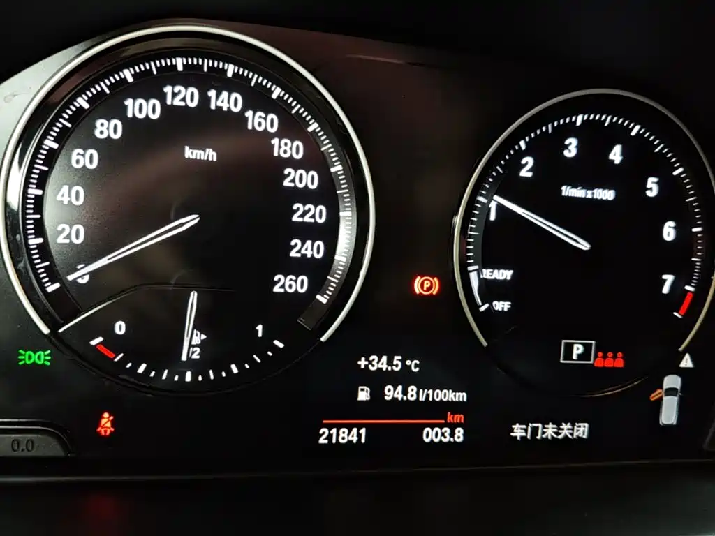 BMW X2 2023 — фото 12