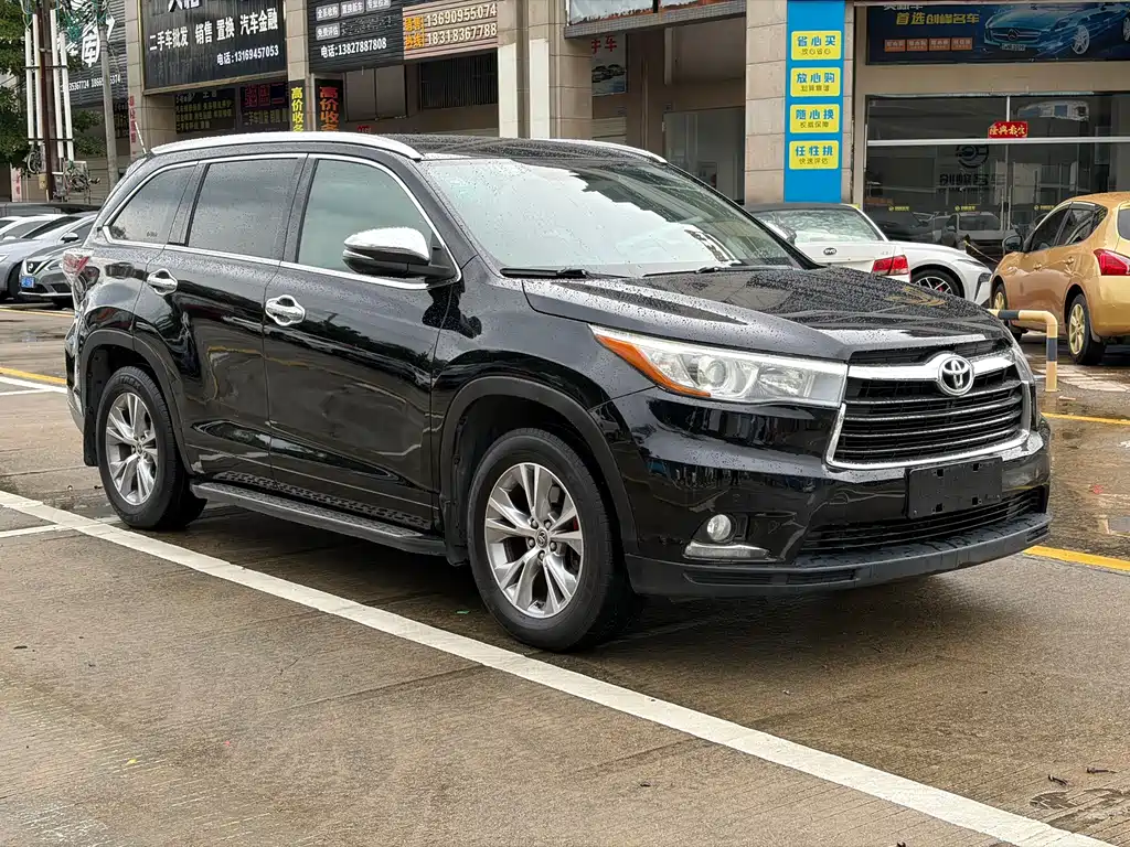 Toyota Highlander 2016 — фото 3